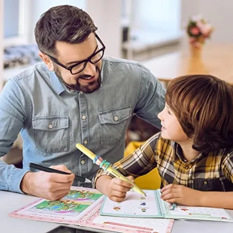 Vista alternativa CosyCorner Quaderni Magici per Scrivere - 4 Libri Riutilizzabili con Penna